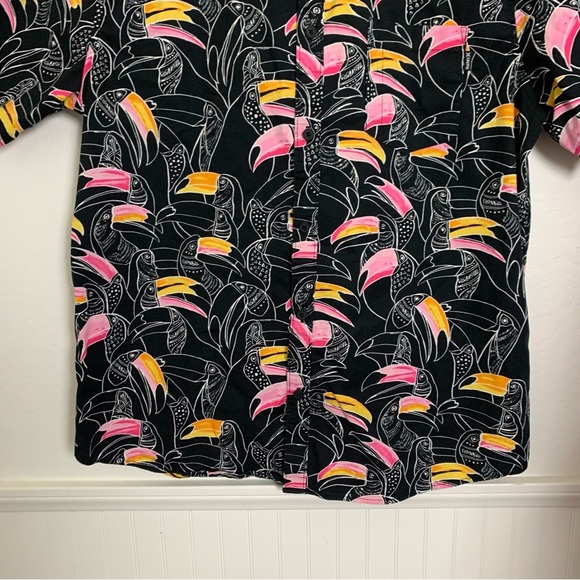 Hurley Button Up Shirt Bird Toucan Print Shirt Sleeve Mens L Colorful Collared - Picture 10 of 12